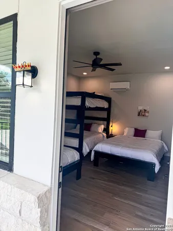 $995,000 | 34 Lazy Day, Concan, TX 78838