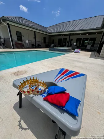 $995,000 | 34 Lazy Day, Concan, TX 78838