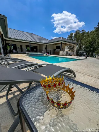 $995,000 | 34 Lazy Day, Concan, TX 78838