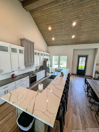 $995,000 | 34 Lazy Day, Concan, TX 78838