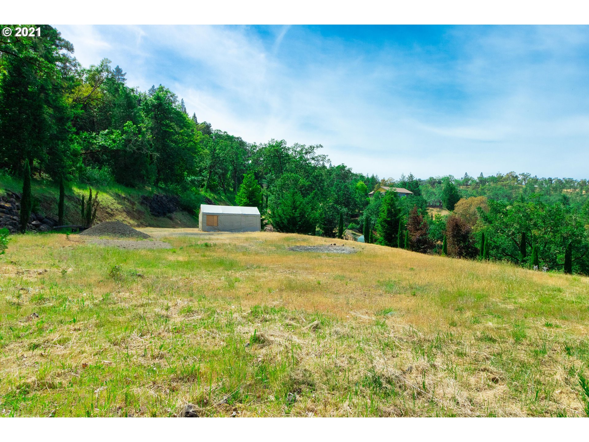 205 Summit Ridge Lane, Unit 3 Roseburg, OR 97471 - Photo 5 of 9 Gallery Image 5