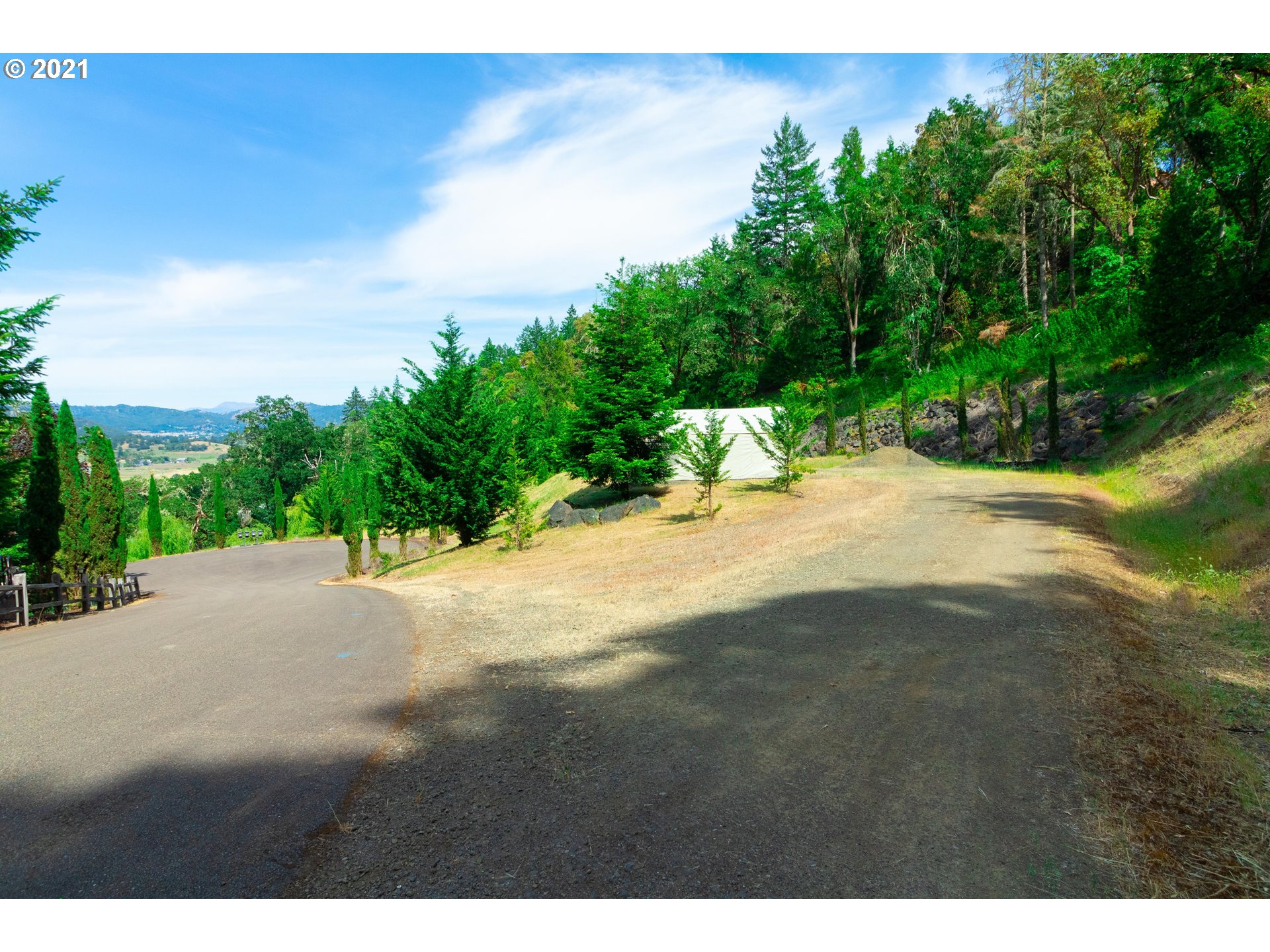 205 Summit Ridge Lane, Unit 3 Roseburg, OR 97471 - Photo 7 of 9 Gallery Image 7