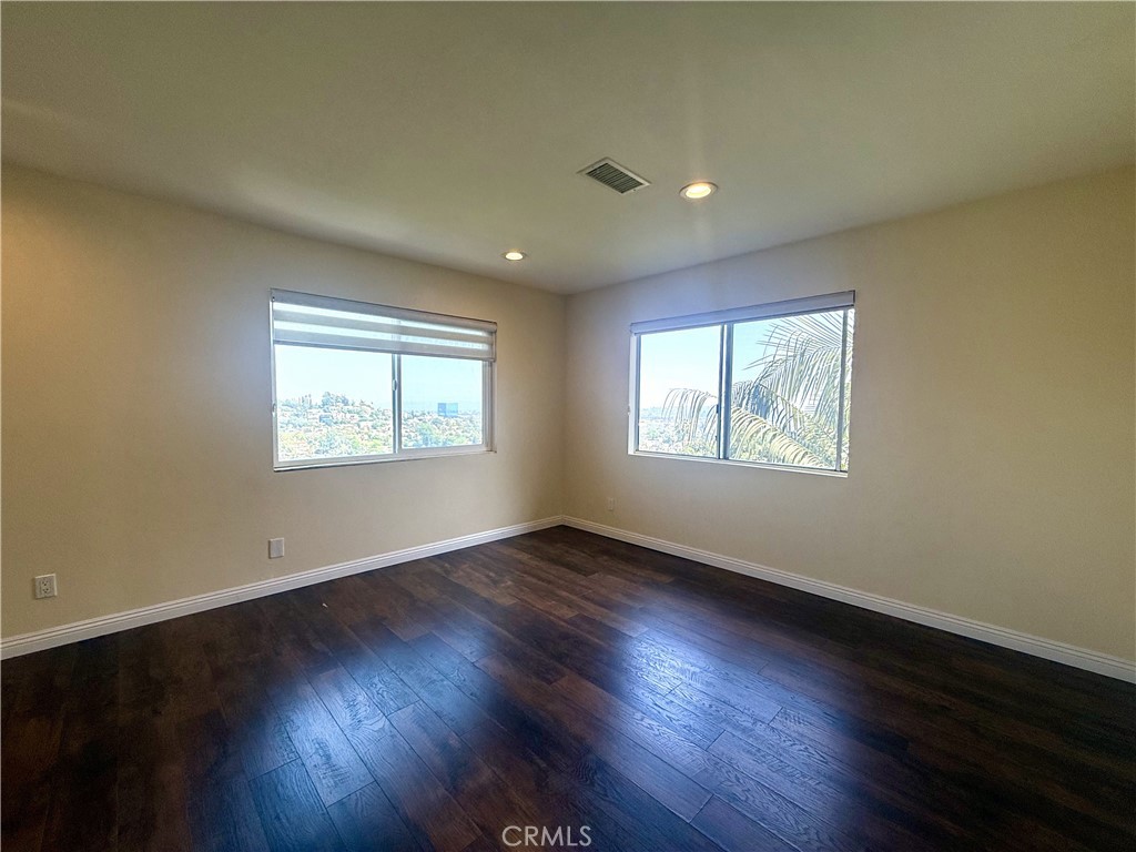 4214 Barrett Road Los Angeles, CA 90032 - Photo 12 of 29