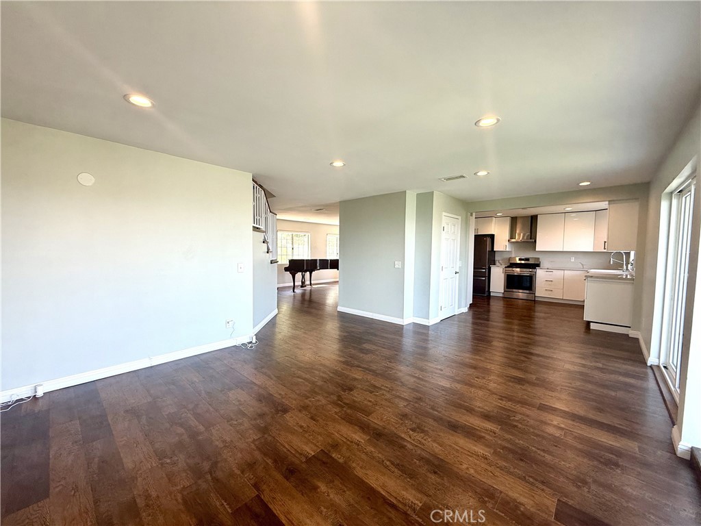 4214 Barrett Road Los Angeles, CA 90032 - Photo 5 of 29