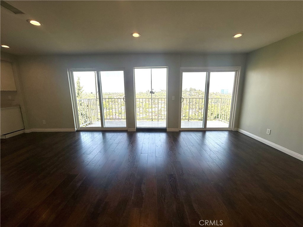 4214 Barrett Road Los Angeles, CA 90032 - Photo 7 of 29