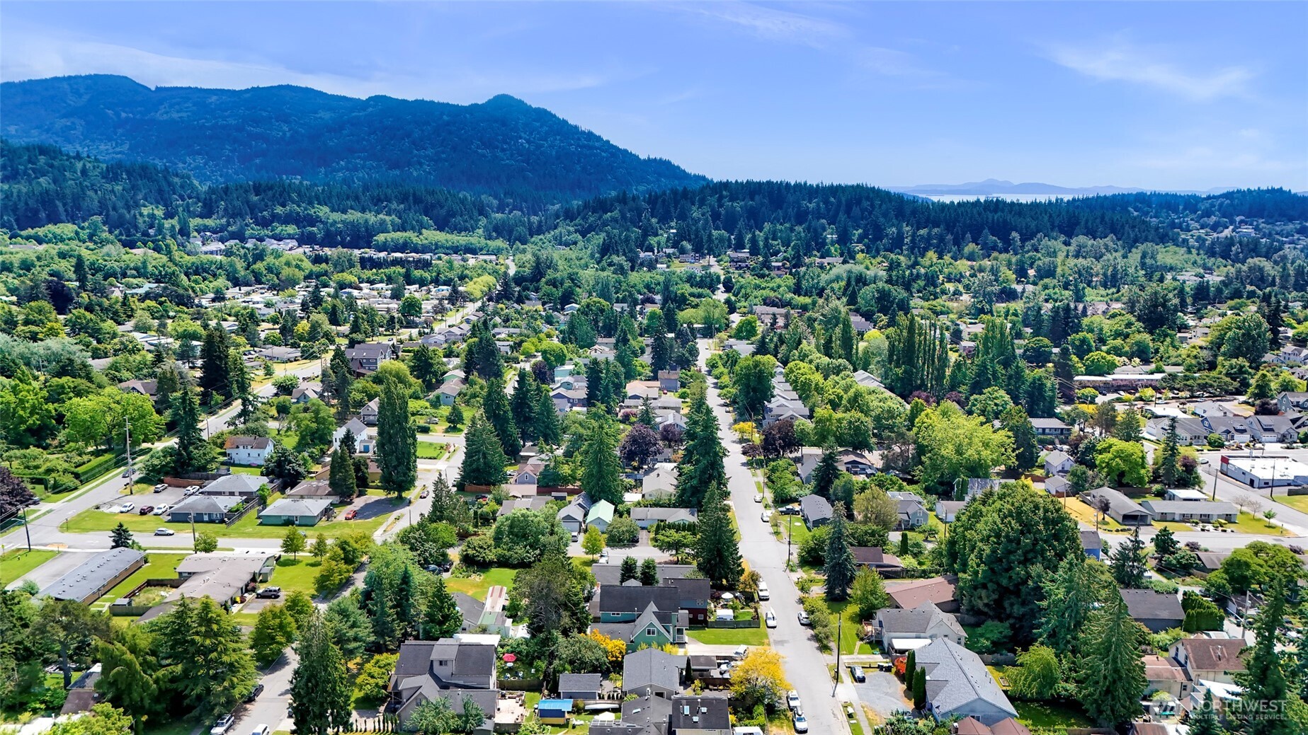 1121 22nd Street Bellingham, WA 98225 - Photo 30 of 34 an aerial view of residential house and sandy dunes