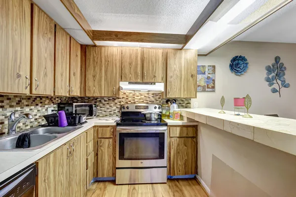 $247,000 | 5852 Southeast Riverboat Drive, Unit 321, Stuart, FL 34997