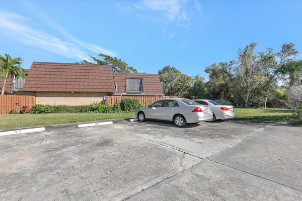 $247,000 | 5852 Southeast Riverboat Drive, Unit 321, Stuart, FL 34997