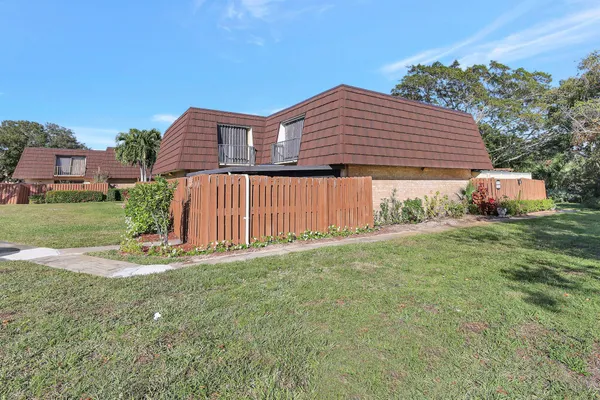 $247,000 | 5852 Southeast Riverboat Drive, Unit 321, Stuart, FL 34997