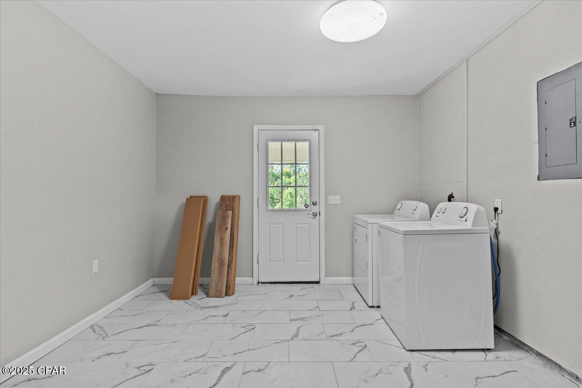 551 Spruce Road Graceville, FL 32440 - Photo 13 of 29