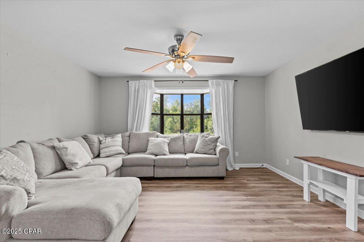 551 Spruce Road Graceville, FL 32440 - Photo 10 of 29