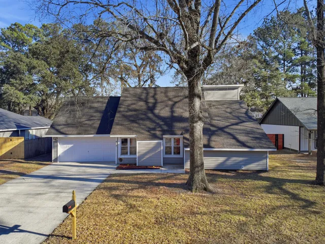 $340,900 | 607 Woodward Boulevard, Summerville, SC 29483