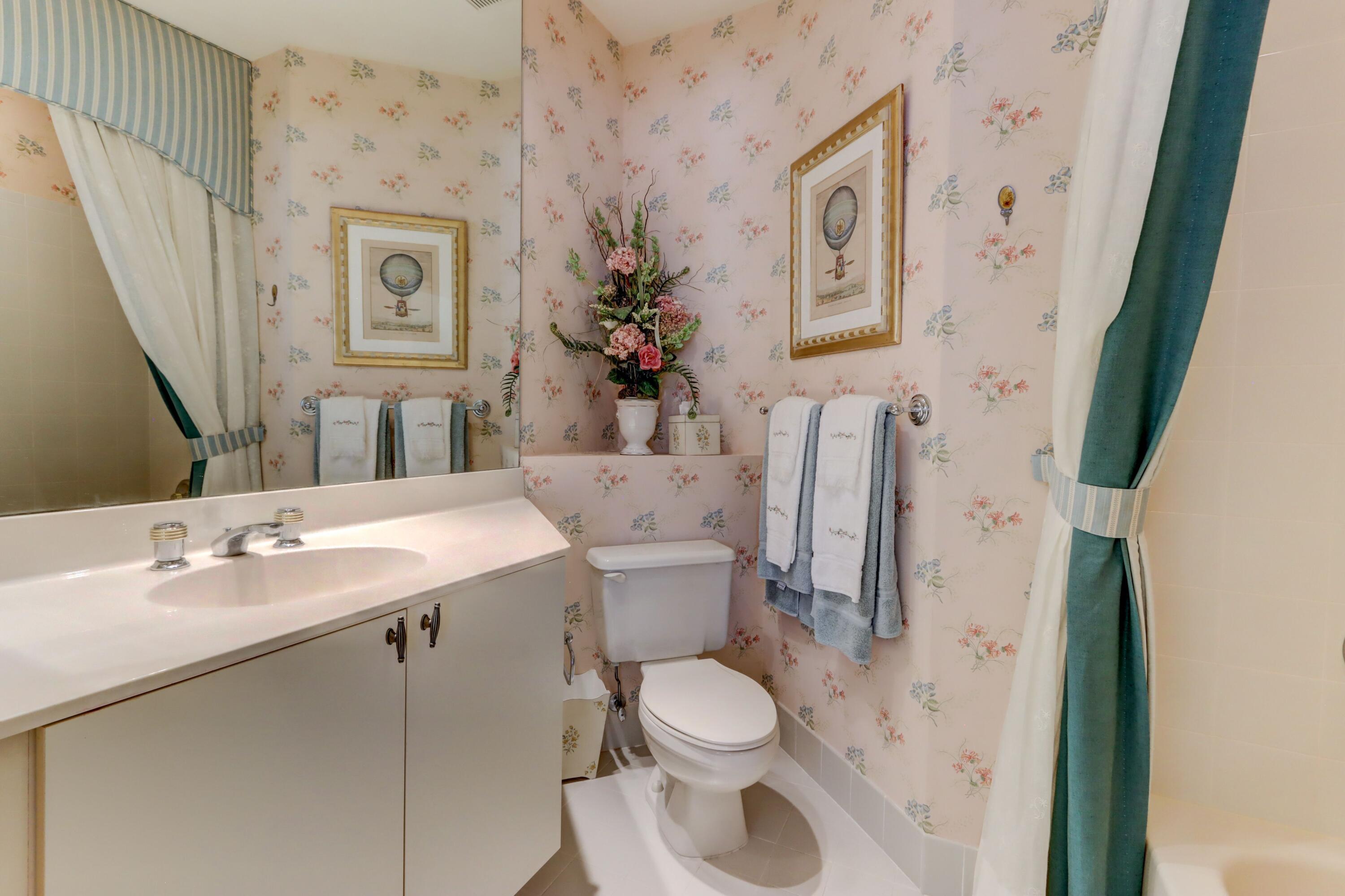 4230 Northwest 60th Drive Boca Raton, FL 33496 - Photo 7 of 34 Bathroom 2