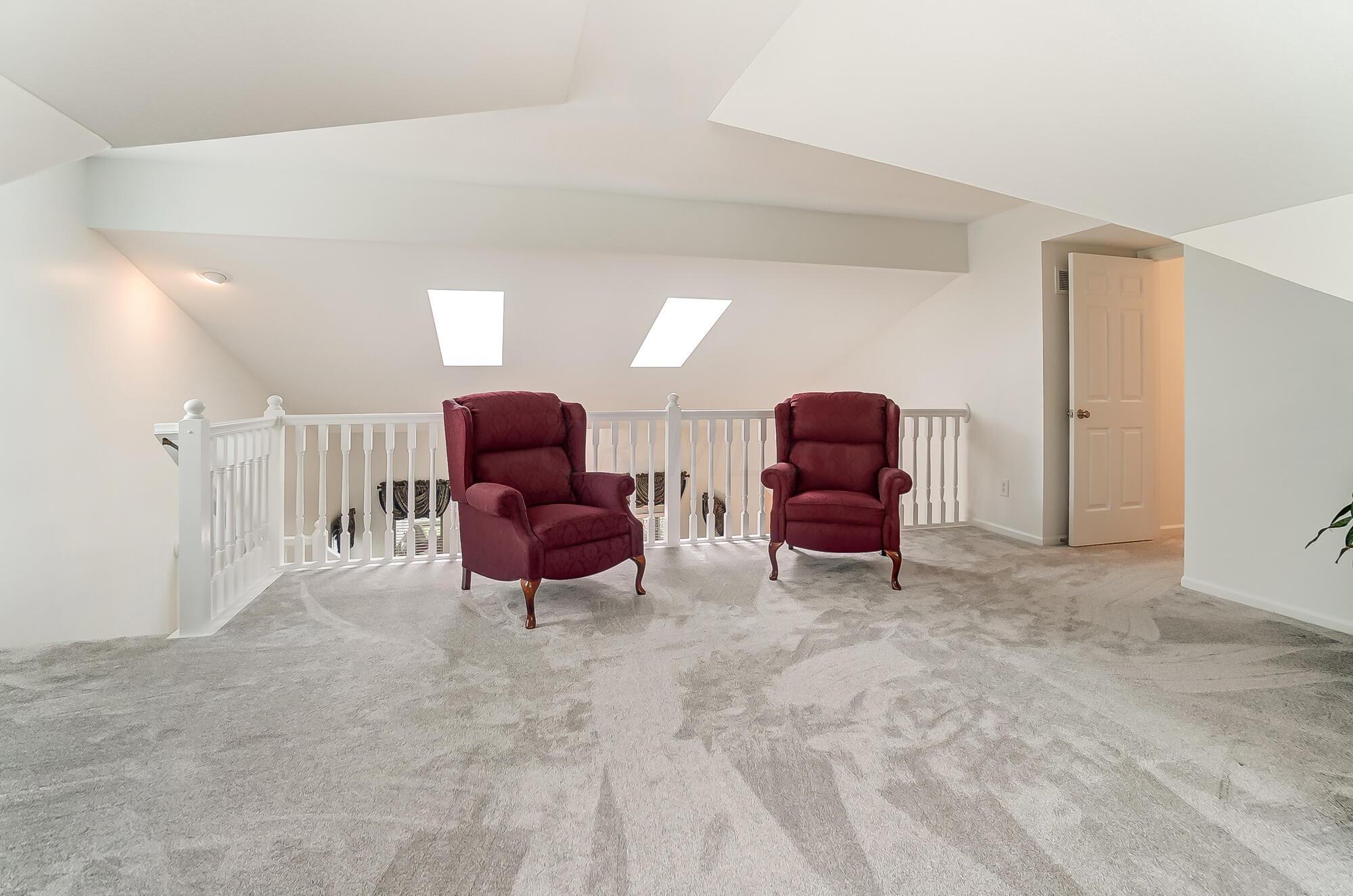 5674 Steward Road Galena, OH 43021 - Photo 48 of 82 Loft area