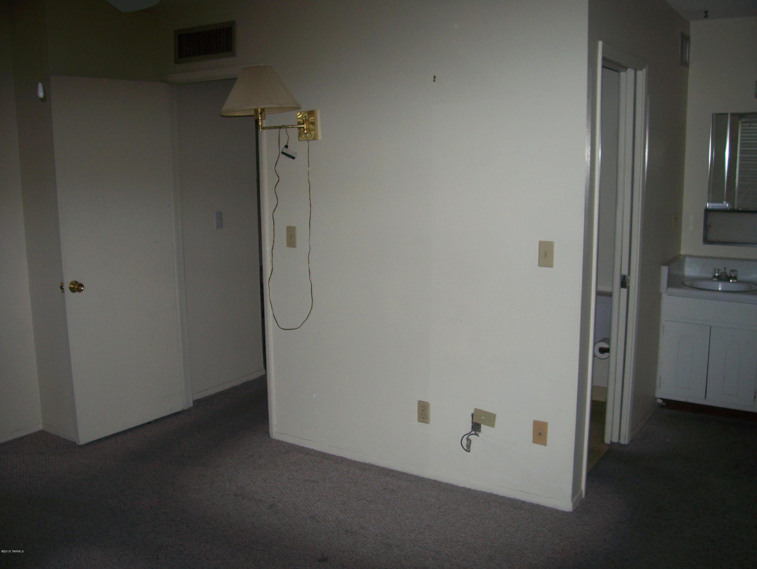 9111 North Oracle Road, Unit 150 Tucson, AZ 85704 - Photo 7 of 11