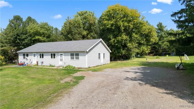 $220,000 | 3723 Route 78 Strykersville Ny 14145, Bliss, NY 14024