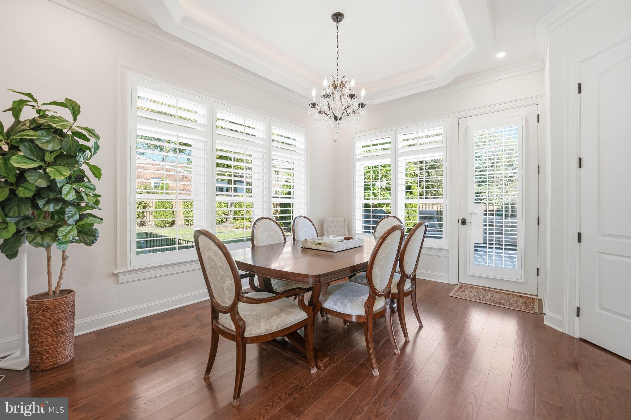 609 Kingsley Road Southwest Vienna, VA 22180 - Photo 21 of 64