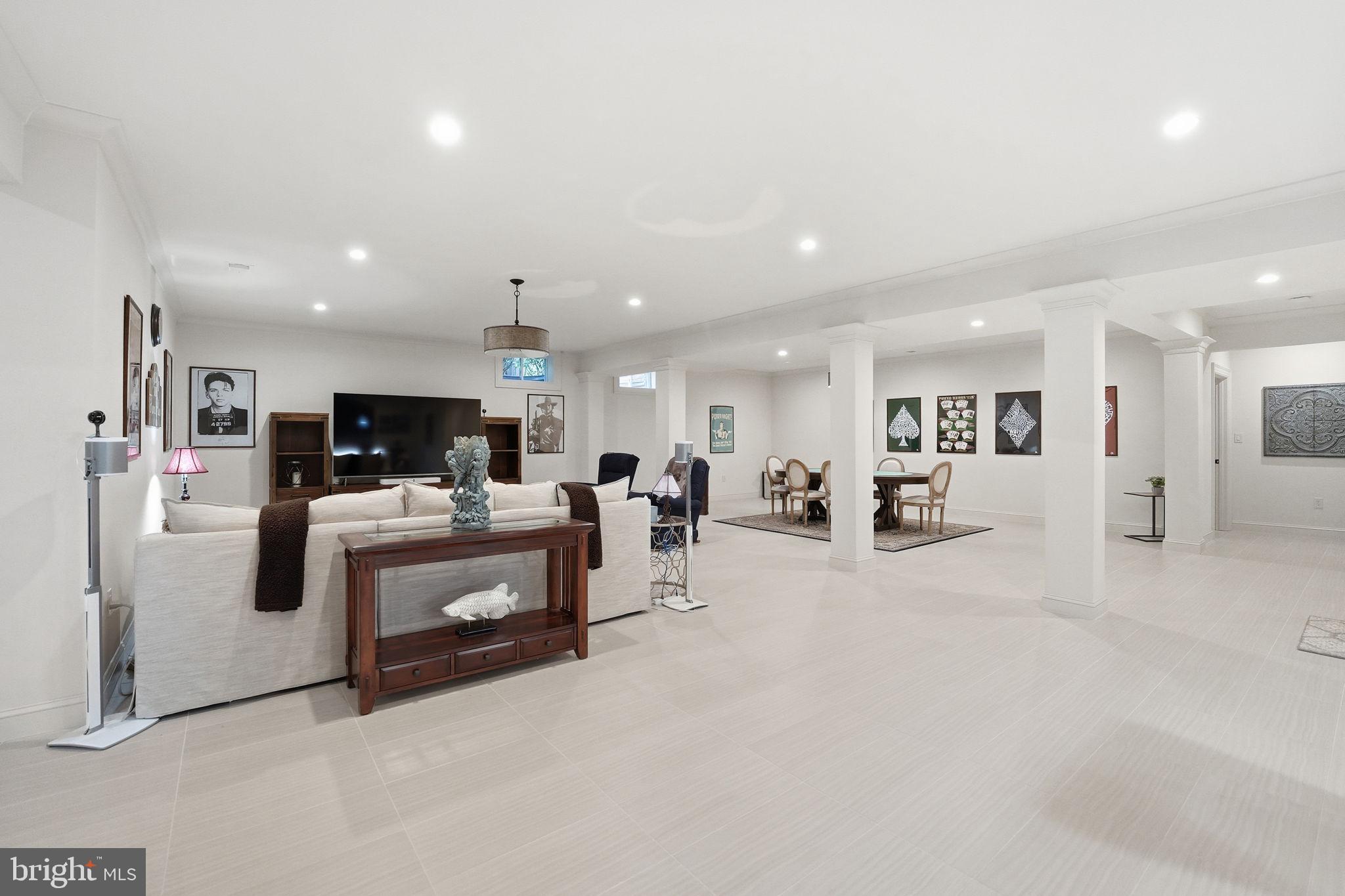 609 Kingsley Road Southwest Vienna, VA 22180 - Photo 29 of 64