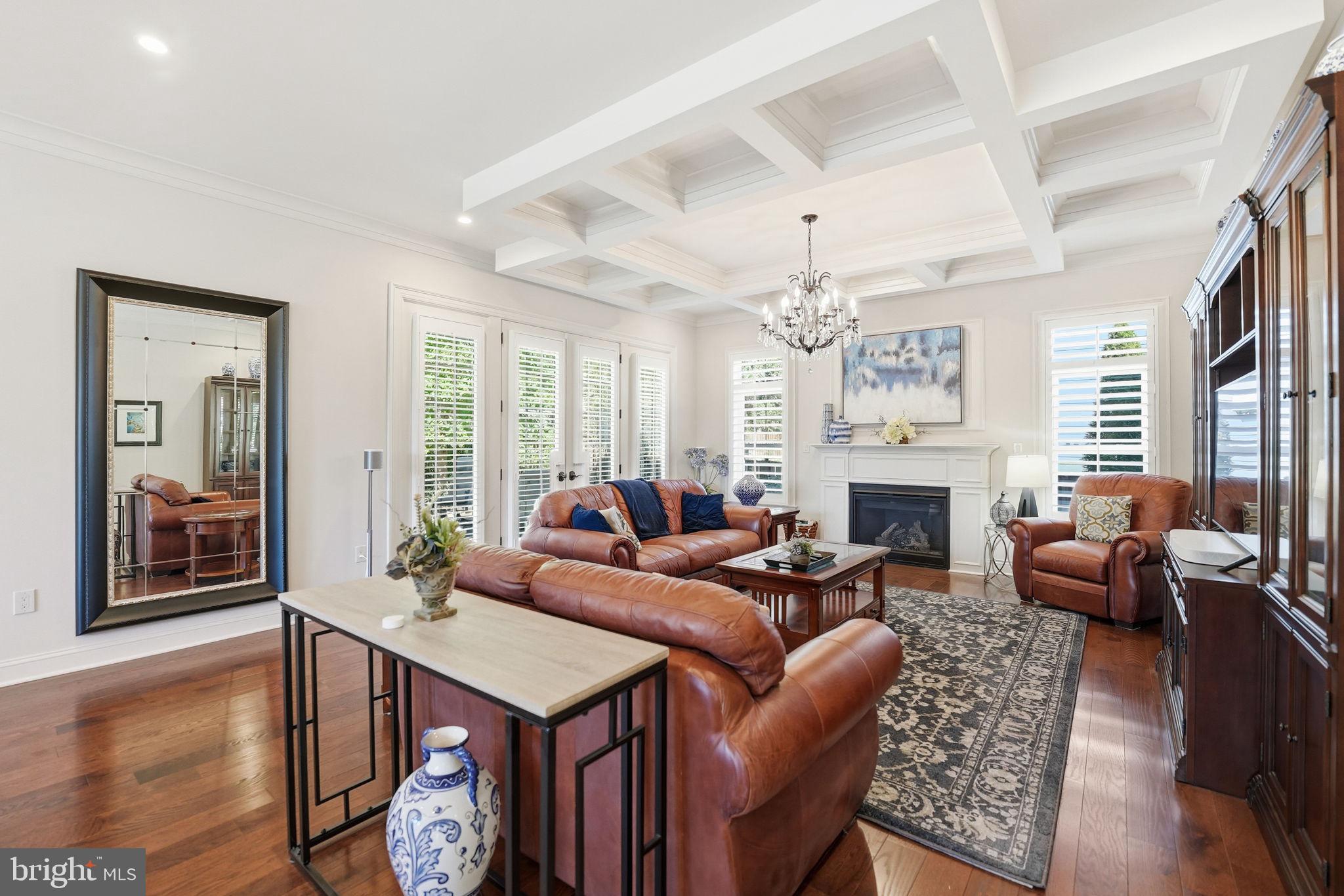 609 Kingsley Road Southwest Vienna, VA 22180 - Photo 5 of 64