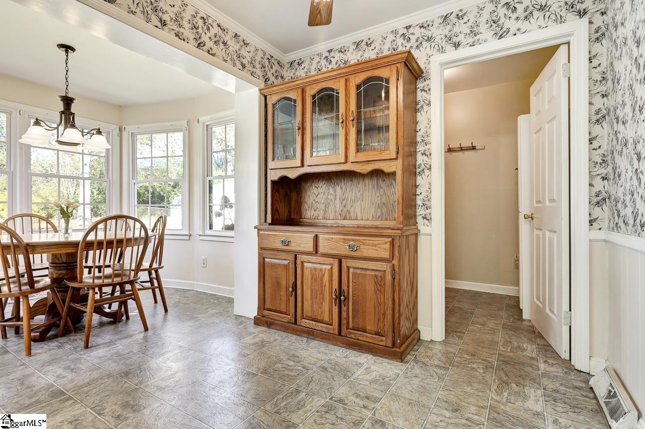 103 East Fernwood Road Simpsonville, SC 29681 - Photo 12 of 28 Gallery Image 12