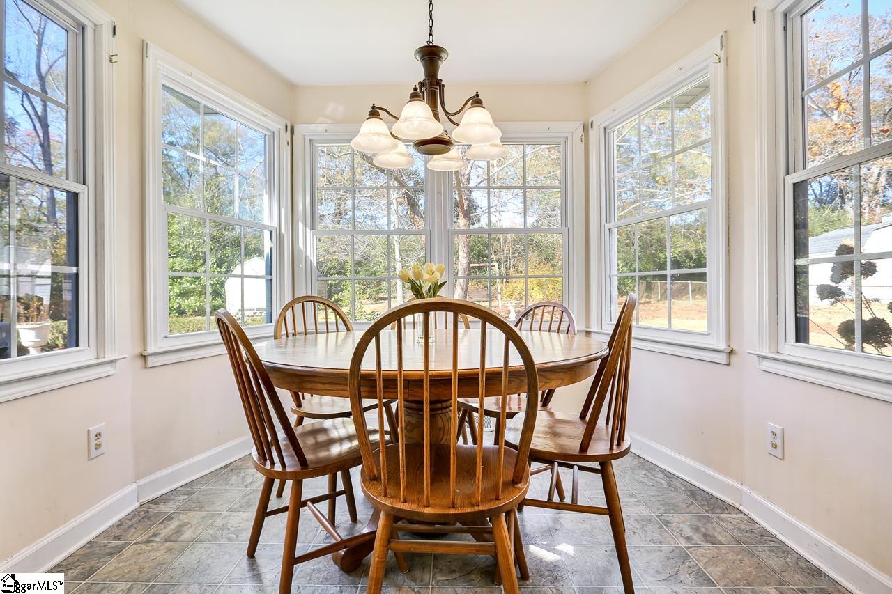 103 East Fernwood Road Simpsonville, SC 29681 - Photo 13 of 28 Gallery Image 13