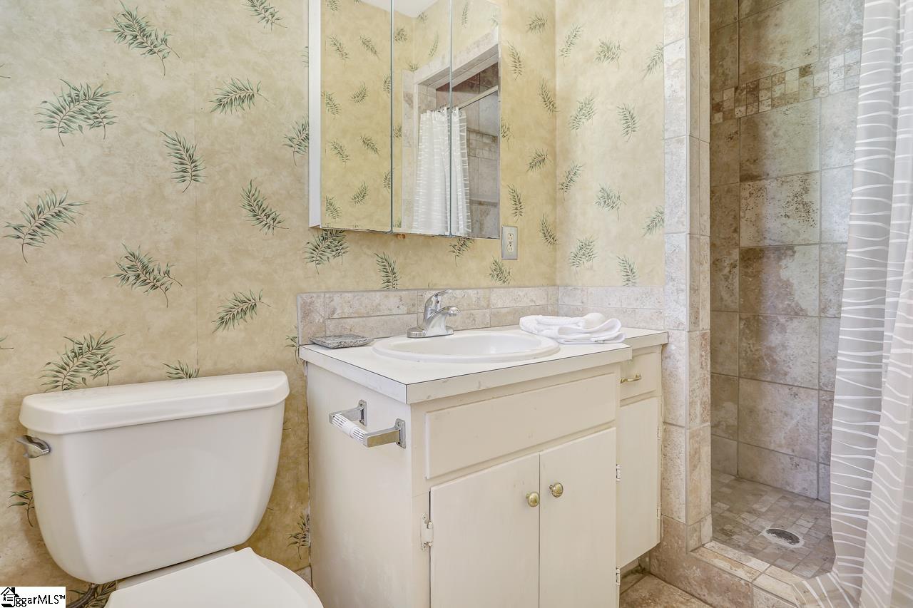 103 East Fernwood Road Simpsonville, SC 29681 - Photo 17 of 28 Gallery Image 17