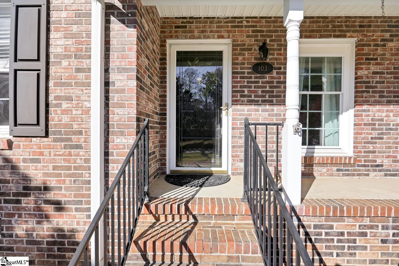 103 East Fernwood Road Simpsonville, SC 29681 - Photo 3 of 28 Gallery Image 3