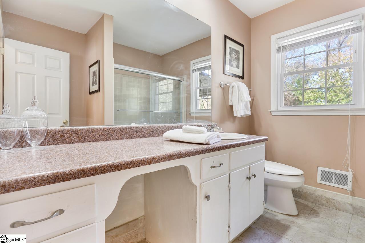 103 East Fernwood Road Simpsonville, SC 29681 - Photo 24 of 28 Gallery Image 24