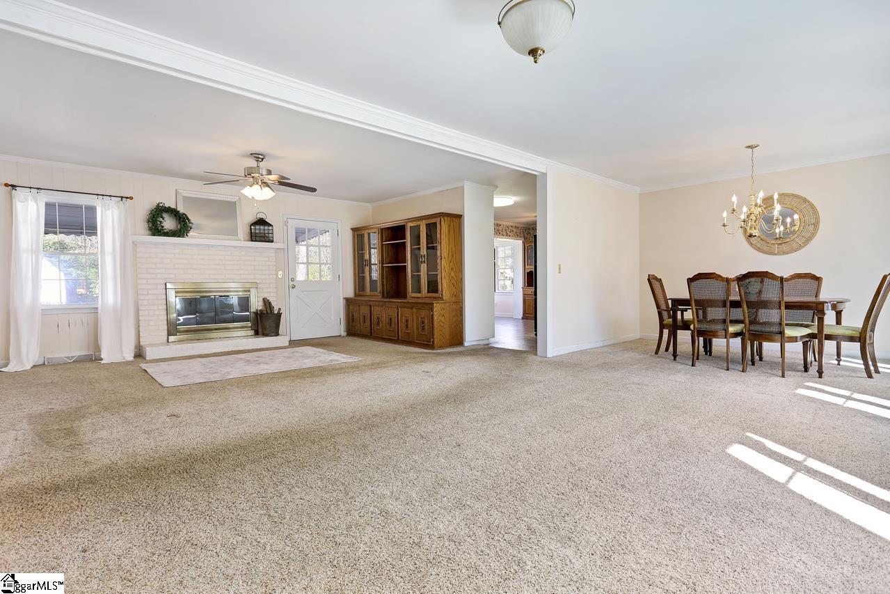 103 East Fernwood Road Simpsonville, SC 29681 - Photo 4 of 28 Gallery Image 4