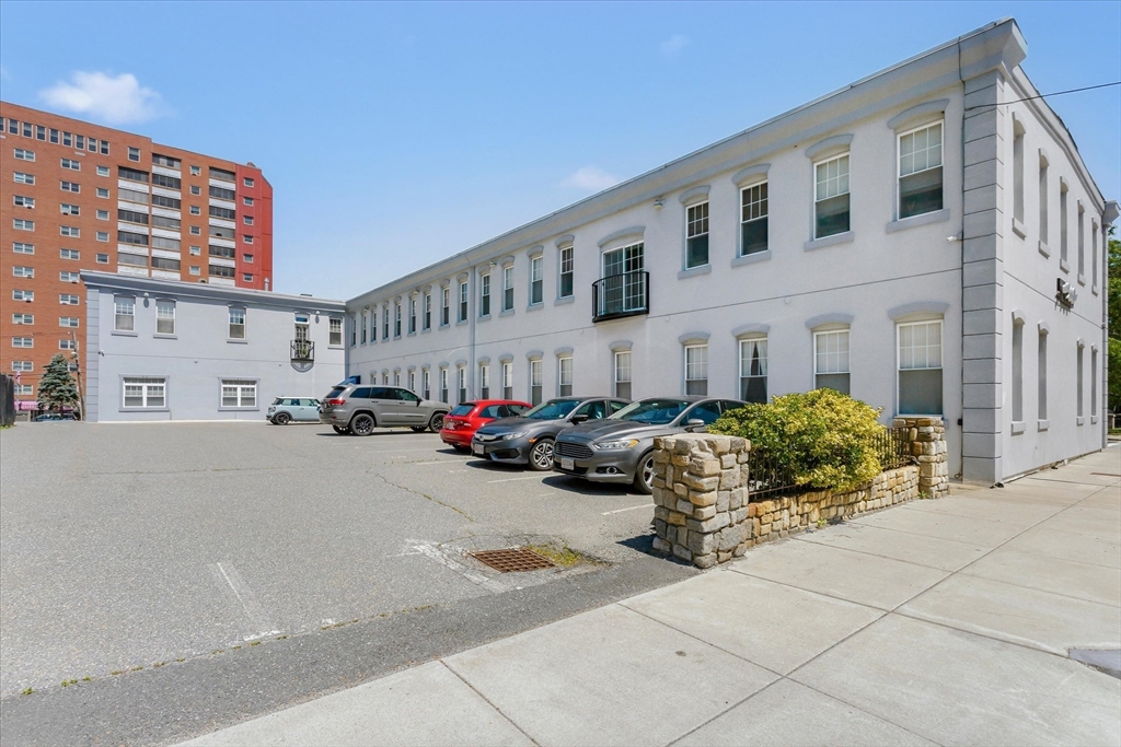 960 Broadway, Unit 2 Chelsea, MA 02150 - Photo 18 of 19