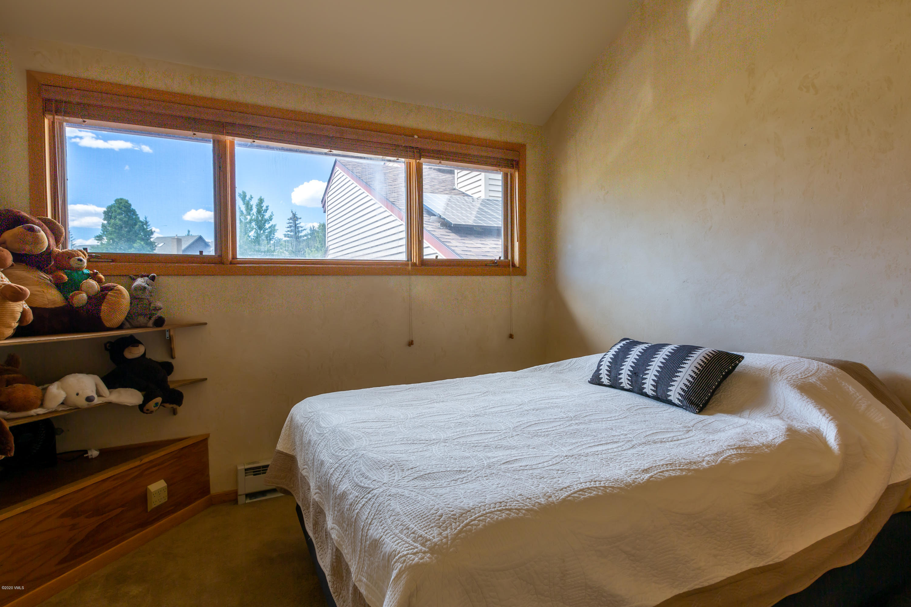 2140 Saddle Ridge Loop, Unit 5 Avon, CO 81620 - Photo 16 of 25 Bedroom