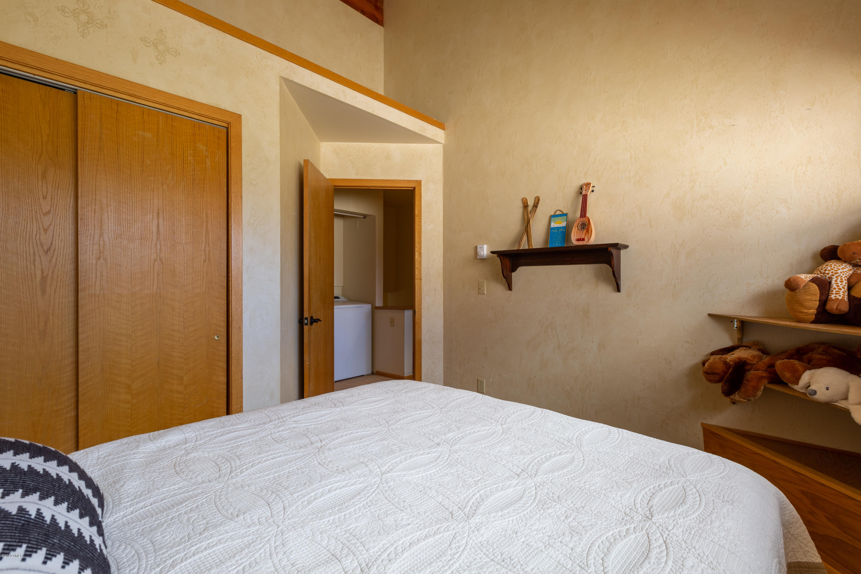 2140 Saddle Ridge Loop, Unit 5 Avon, CO 81620 - Photo 17 of 25 Bedroom