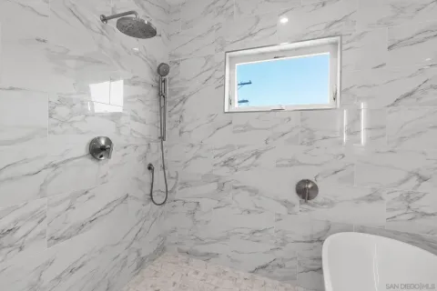 $2,350,000 | 107 Edgeburt Drive, Encinitas, CA 92024