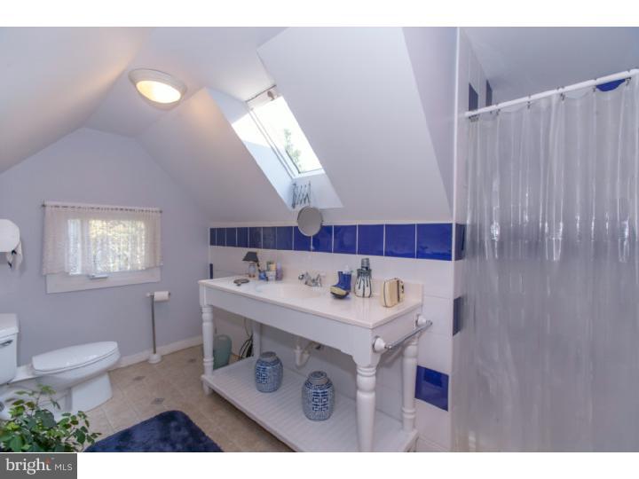 111 Biddle Road Paoli, PA 19301 - Photo 22 of 25 Master Bathroom