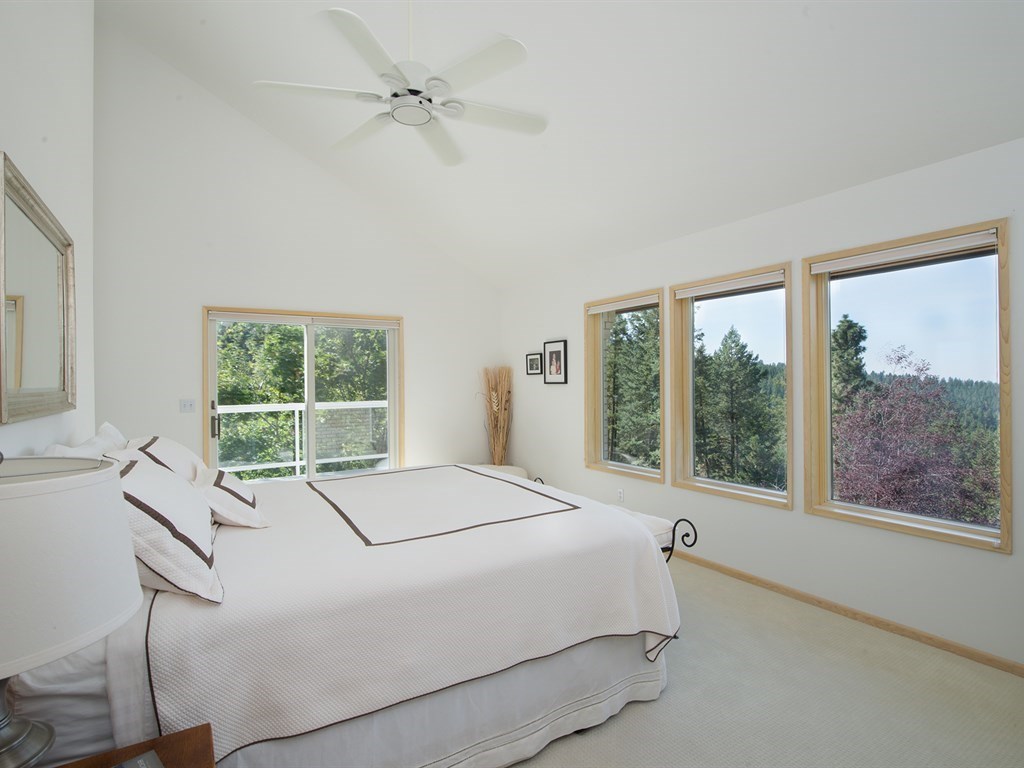 7020 East Jamieson Road Spokane, WA 99223 - Photo 16 of 20