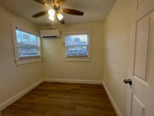 $2,000 | 413 North E Street, Lake Worth Beach, FL 33460