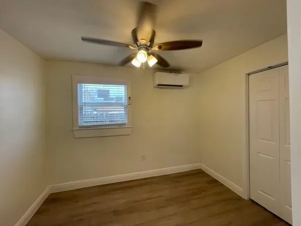 $2,000 | 413 North E Street, Lake Worth Beach, FL 33460