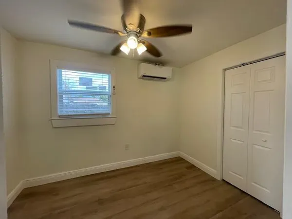 $2,000 | 413 North E Street, Lake Worth Beach, FL 33460
