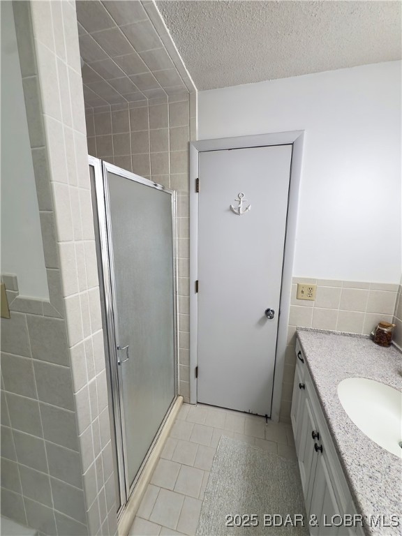 339 Hickory Hollow Road Sunrise Beach, MO 65079 - Photo 29 of 44