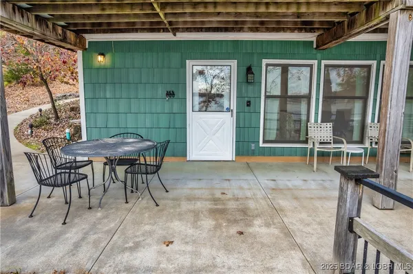 $650,000 | 339 Hickory Hollow Road, Sunrise Beach, MO 65079