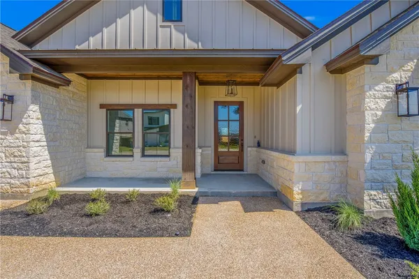$739,900 | 4833 White Ash Court, College Station, TX 77845