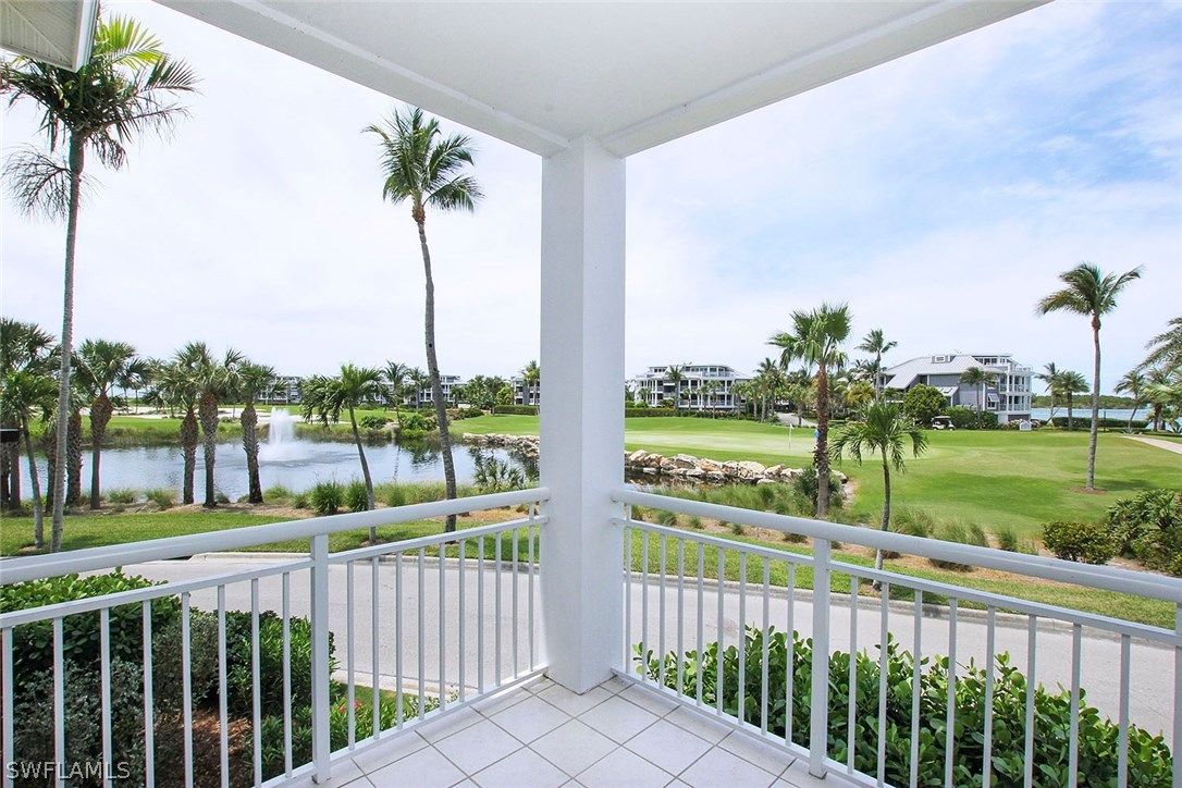 1251 South Seas Plantation Road Captiva, FL 33924 - Photo 18 of 24 a view of a yard and deck