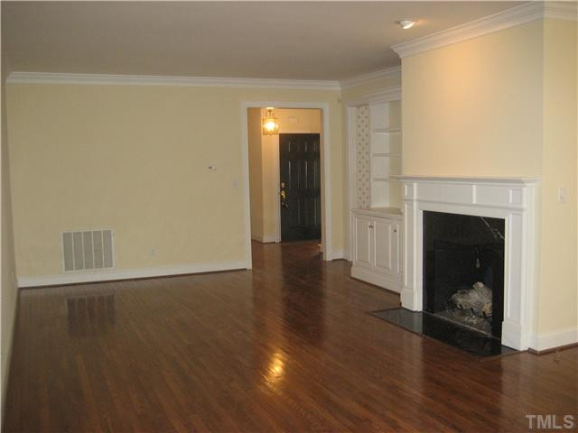 1409 Canfield Court Raleigh, NC 27608 - Photo 2 of 9 Living Room
