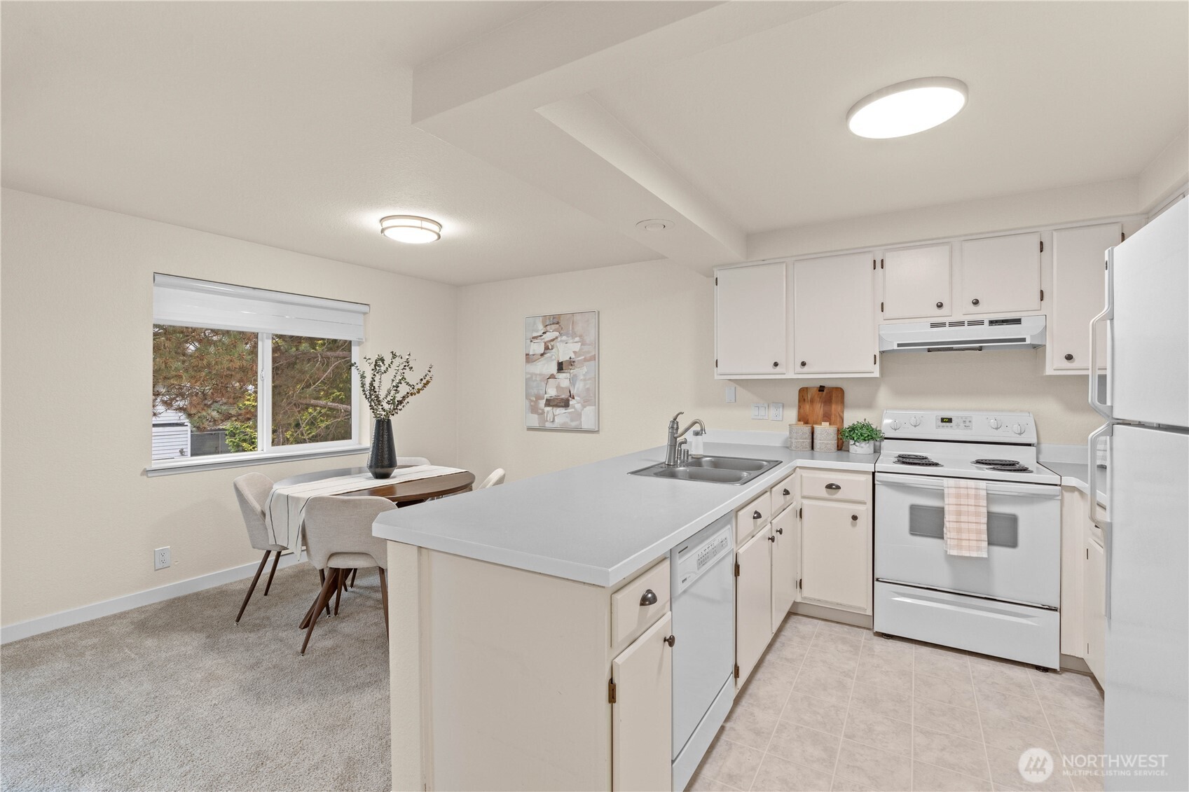 4231 Northeast 5th Street, Unit A201 Renton, WA 98059 - Photo 18 of 30 Gallery Image 18
