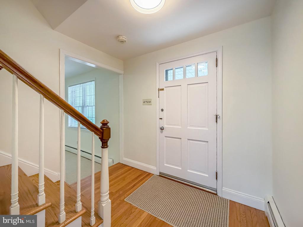 221 Foxcroft Road Broomall, PA 19008 - Photo 7 of 67 Bright foyer entry with hardwood floors