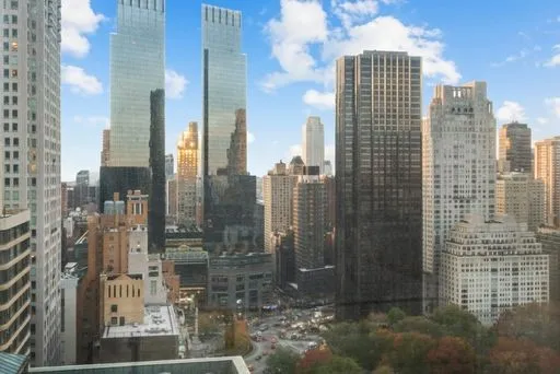 $6,995,000 | 160 Central Park South, Unit 3401 | Central Park South