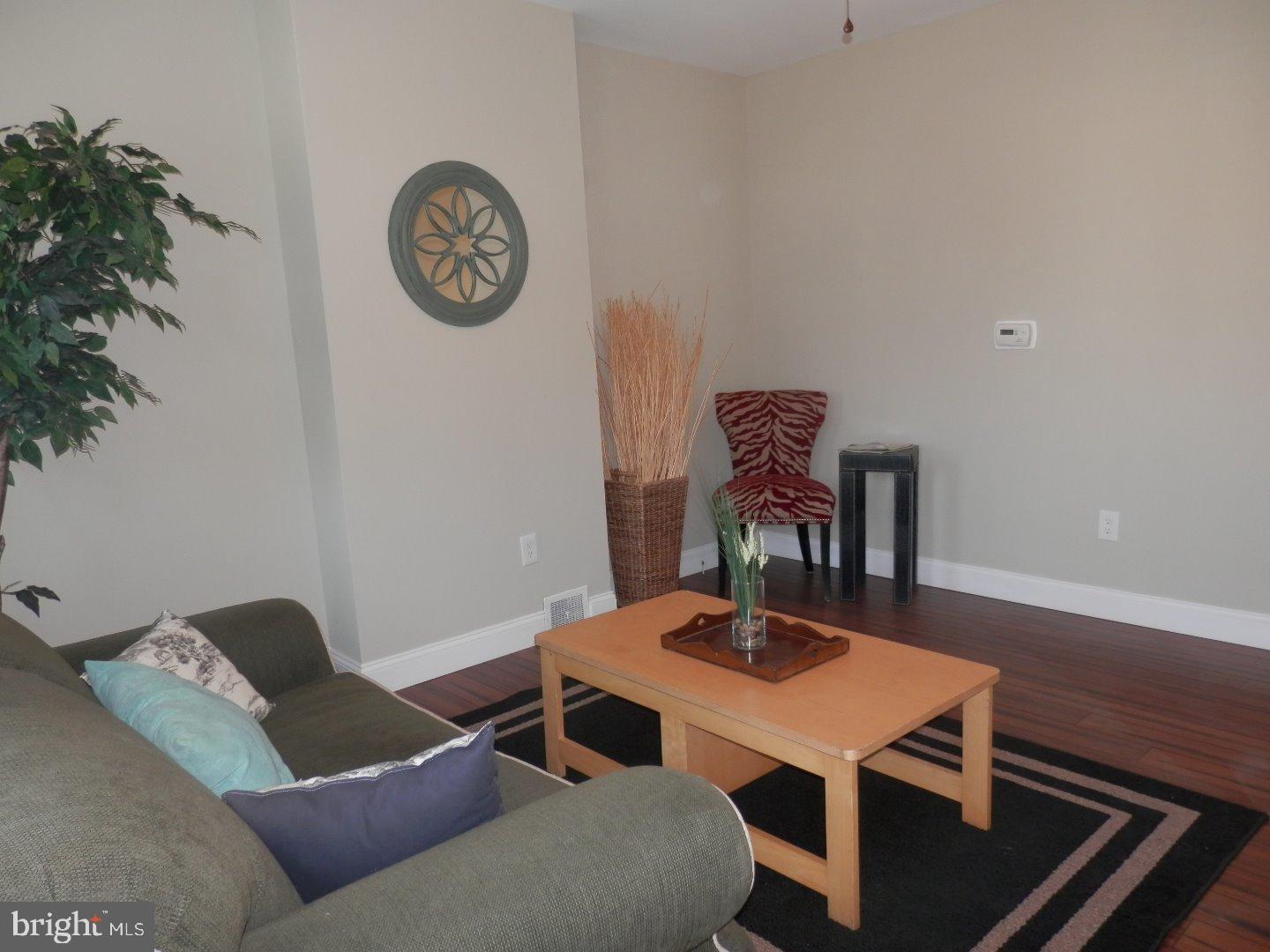126 Rancocas Road Mount Holly, NJ 08060 - Photo 3 of 23 Living Room