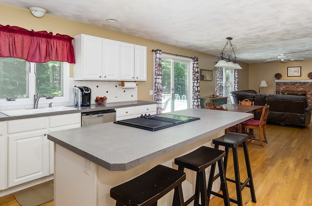 200 Rocky Hill Road Rehoboth, MA 02769 - Photo 9 of 29 Gallery Image 9
