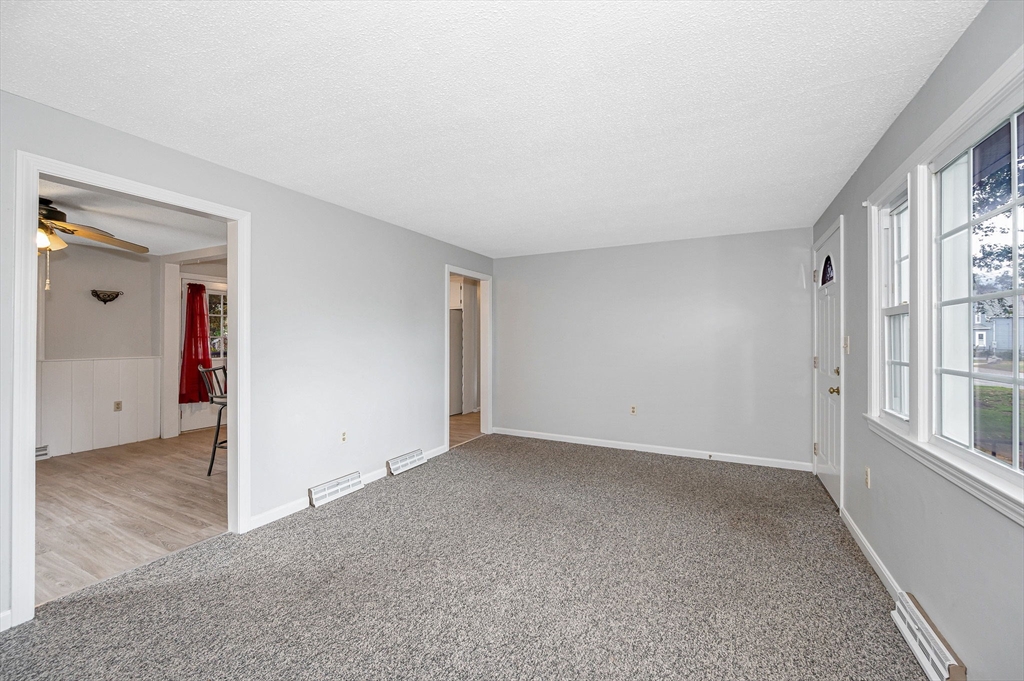 2 3rd Street Chelmsford, MA 01824 - Photo 5 of 38 Gallery Image 5