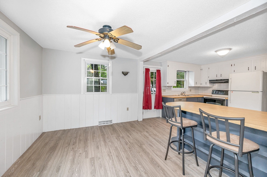 2 3rd Street Chelmsford, MA 01824 - Photo 7 of 38 Gallery Image 7